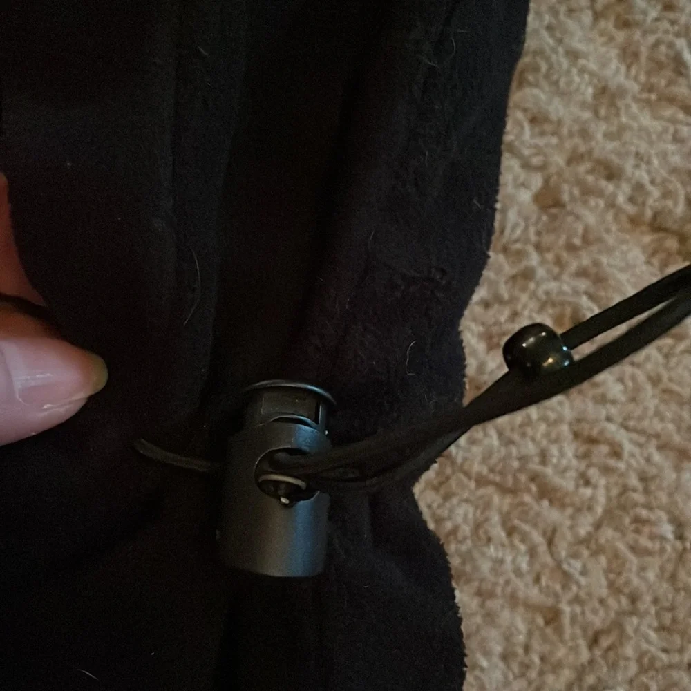 Mittens - Picture 3 of 3